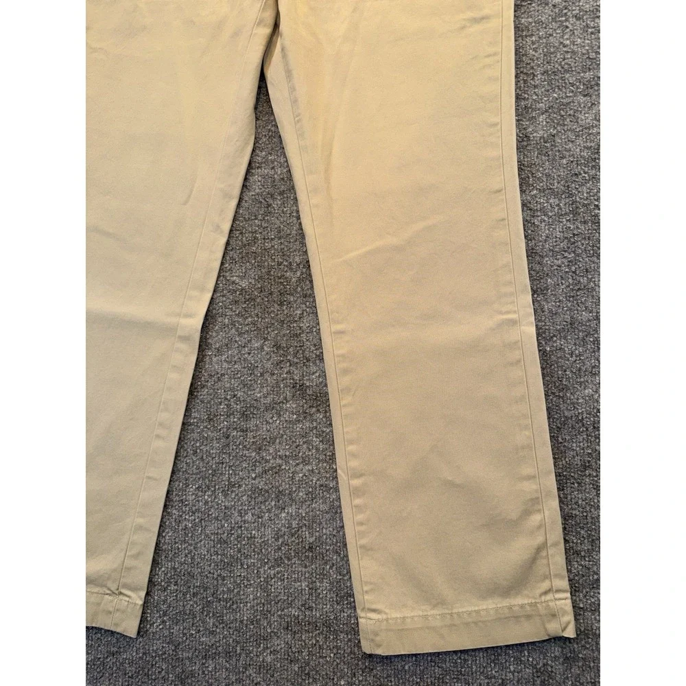Banana Republic brand banana